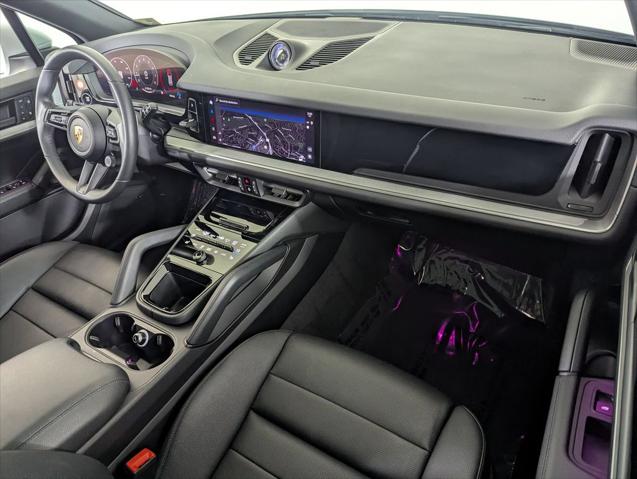 2025 Porsche Cayenne Unknown