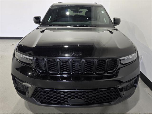 2025 Jeep Grand Cherokee Altitude X 4x4
