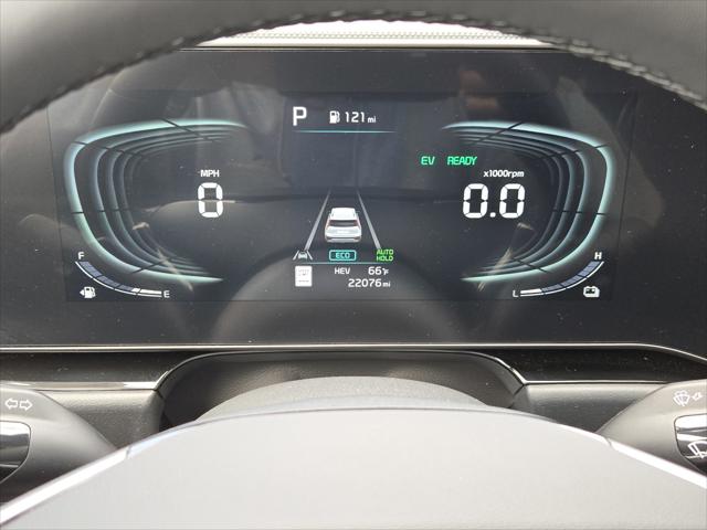 2024 Kia Niro Plug-In Hybrid SX Touring
