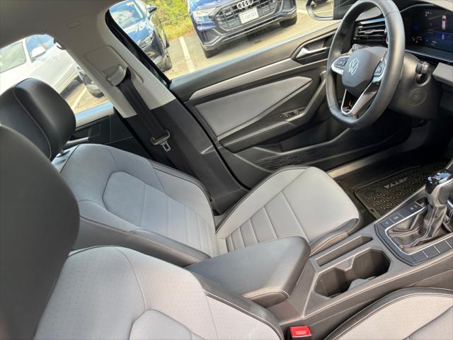 2025 Volkswagen Jetta 1.5T SE