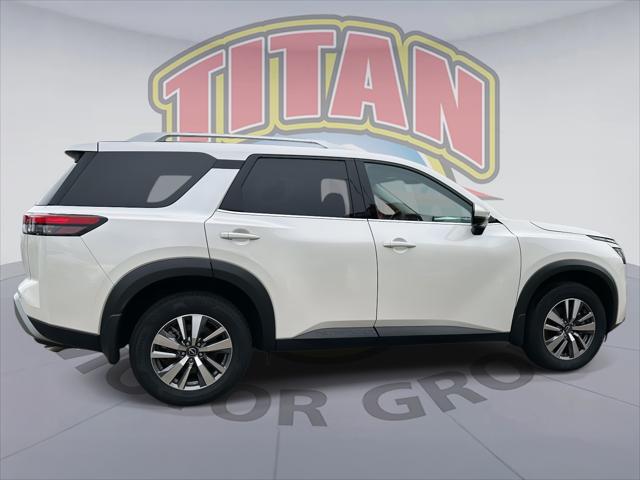 2024 Nissan Pathfinder SL 4WD [1]