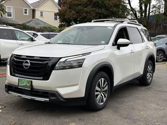 2024 Nissan Pathfinder SL 4WD [6]