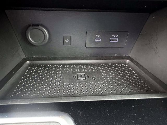 2024 Nissan Pathfinder SL 4WD [25]