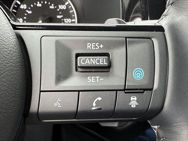 2024 Nissan Pathfinder SL 4WD [30]