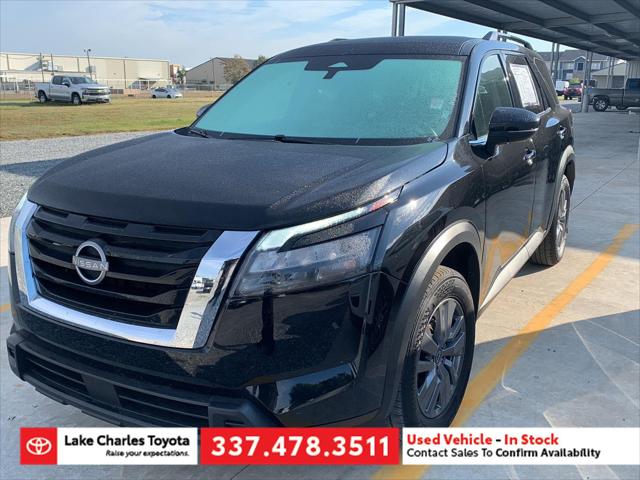 2025 Nissan Pathfinder SV's photo