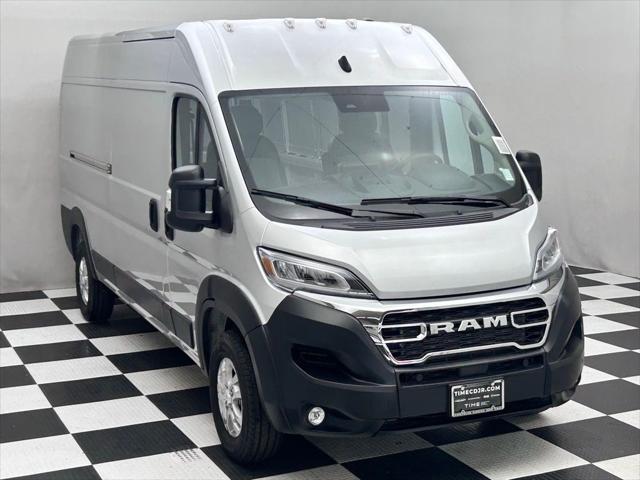 2026 Ram ProMaster Cargo Van SLT