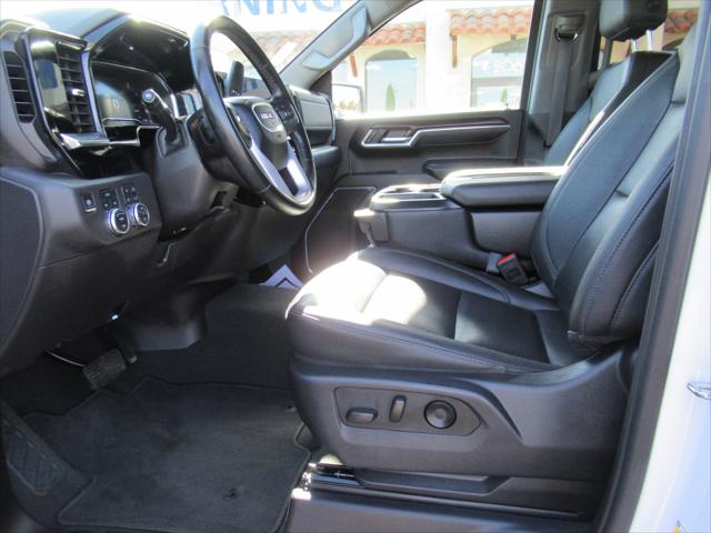 2024 GMC Sierra 1500 4WD Crew Cab Short Box SLT