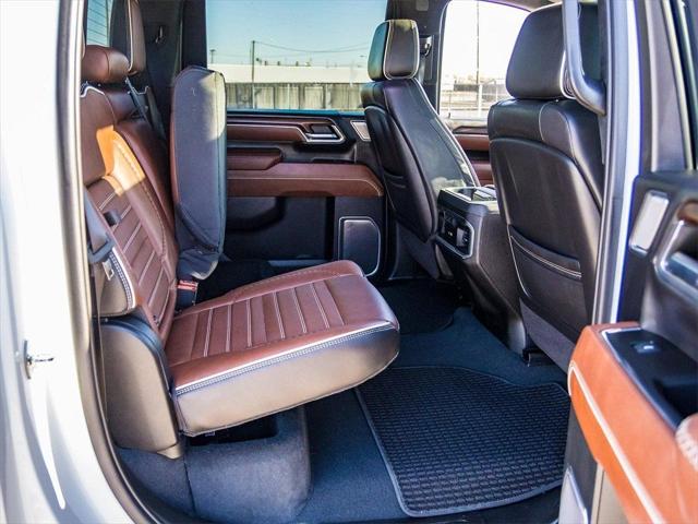 2024 GMC Sierra 2500HD 4WD Crew Cab Standard Bed Denali Ultimate