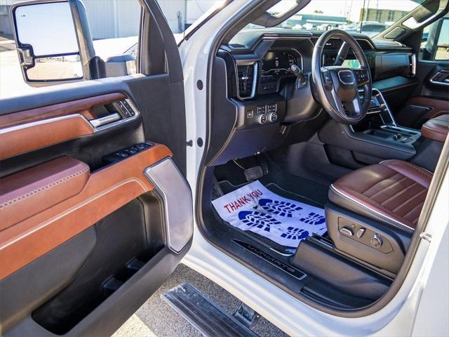2024 GMC Sierra 2500HD 4WD Crew Cab Standard Bed Denali Ultimate