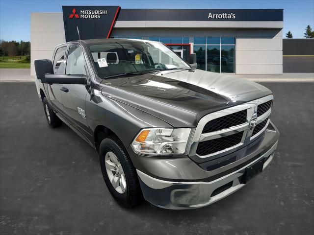2023 Ram 1500 Classic SLT Crew Cab 4x4 5'7" Box
