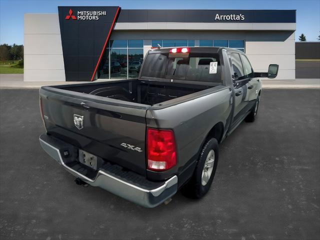 2023 Ram 1500 Classic SLT Crew Cab 4x4 5'7" Box