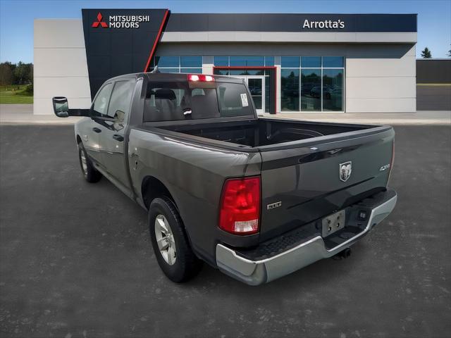 2023 Ram 1500 Classic SLT Crew Cab 4x4 5'7" Box