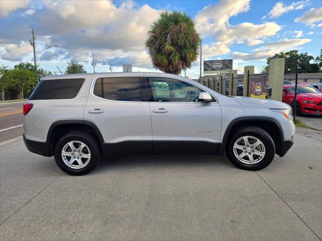 2017 GMC Acadia SLE-1