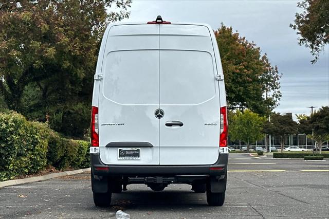 2026 Mercedes-Benz Sprinter Cargo Van Unknown