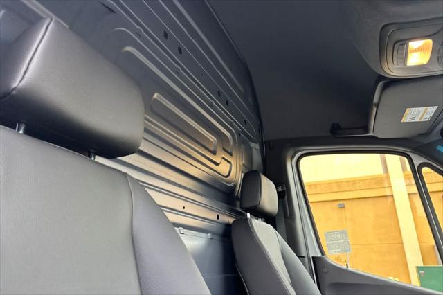 2026 Mercedes-Benz Sprinter Cargo Van Unknown