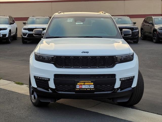 2025 Jeep Grand Cherokee GRAND CHEROKEE L LIMITED 4X4