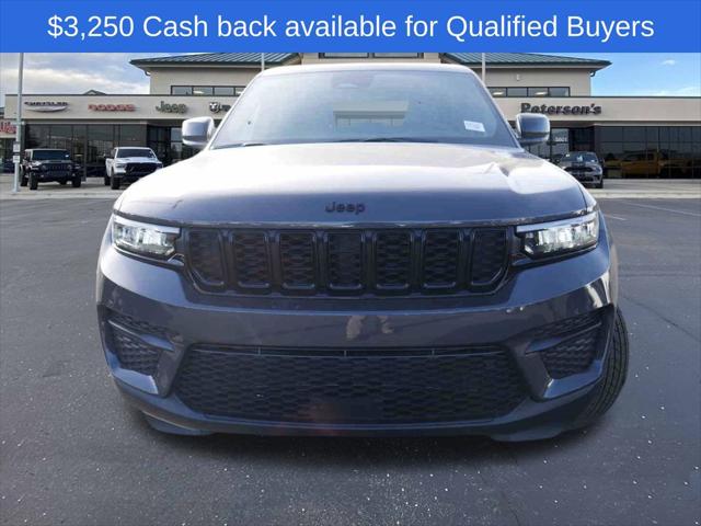 2025 Jeep Grand Cherokee GRAND CHEROKEE ALTITUDE 4X4