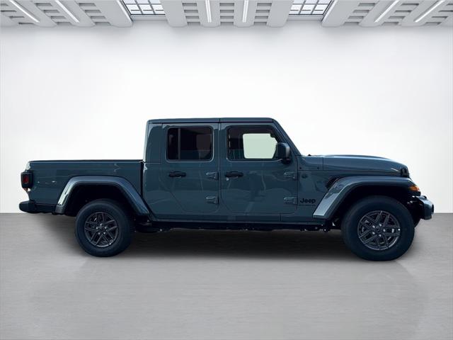 2026 Jeep Gladiator GLADIATOR SPORT S 4X4