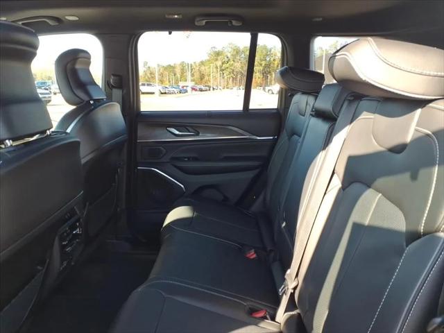 2025 Jeep Grand Cherokee Overland 4x4
