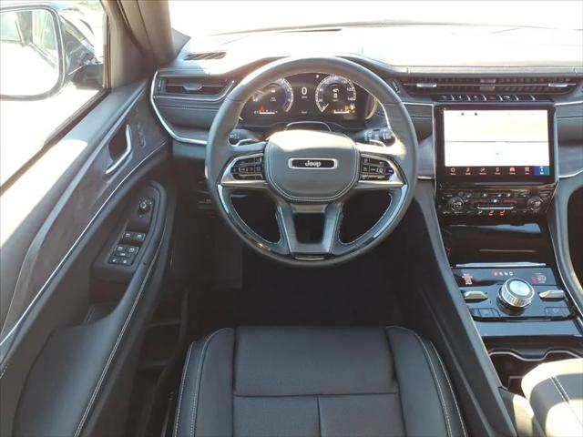 2025 Jeep Grand Cherokee Overland 4x4