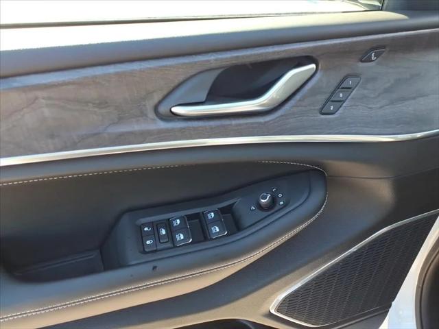 2025 Jeep Grand Cherokee Overland 4x4