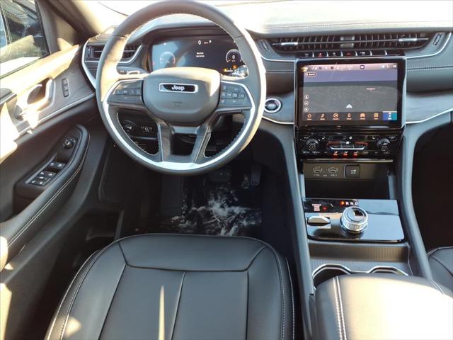 2025 Jeep Grand Cherokee GRAND CHEROKEE LIMITED 4X4 2025 Jeep Grand Cherokee GRAND CHEROKEE LIMITED 4X4