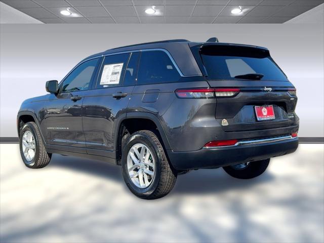 2025 Jeep Grand Cherokee GRAND CHEROKEE LAREDO X 4X2