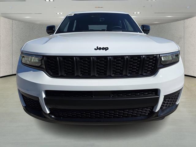 2025 Jeep Grand Cherokee GRAND CHEROKEE L ALTITUDE 4X2