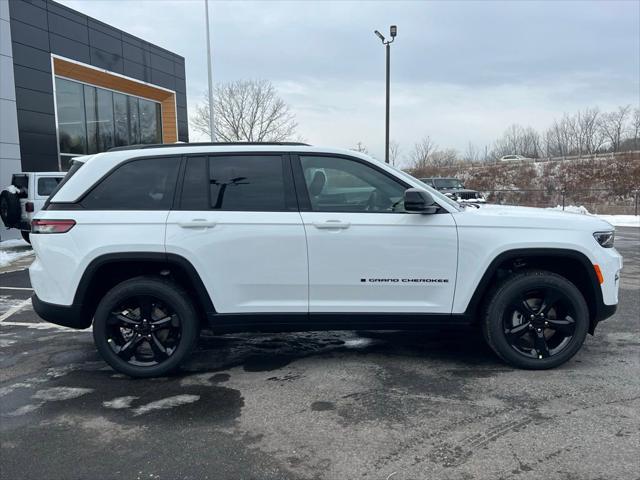 2025 Jeep Grand Cherokee GRAND CHEROKEE ALTITUDE X 4X4 2025 Jeep Grand Cherokee GRAND CHEROKEE ALTITUDE X 4X4