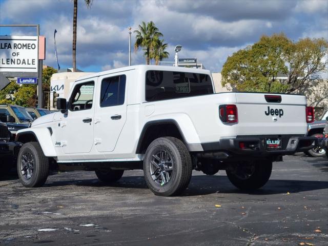 2026 Jeep Gladiator GLADIATOR SPORT S 4X4