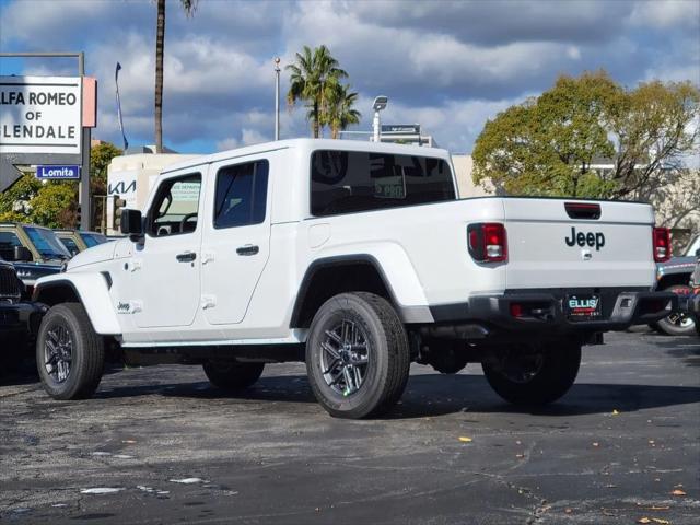 2026 Jeep Gladiator GLADIATOR SPORT S 4X4