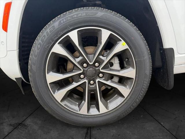 2025 Jeep Grand Cherokee Overland 4x4