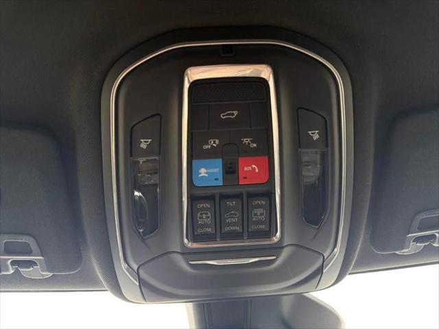 2025 Jeep Grand Cherokee Overland 4x4