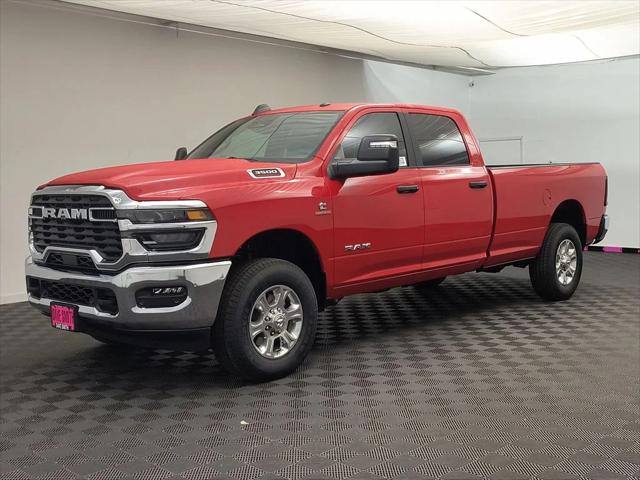 2026 RAM Ram 3500 RAM 3500 BIG HORN CREW CAB 4X4 8 BOX