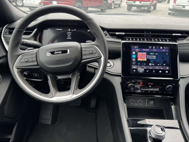 2025 Jeep Grand Cherokee GRAND CHEROKEE L LAREDO 4X4 2025 Jeep Grand Cherokee GRAND CHEROKEE L LAREDO 4X4