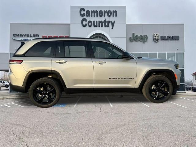 2025 Jeep Grand Cherokee GRAND CHEROKEE ALTITUDE 4X4 2025 Jeep Grand Cherokee GRAND CHEROKEE ALTITUDE 4X4