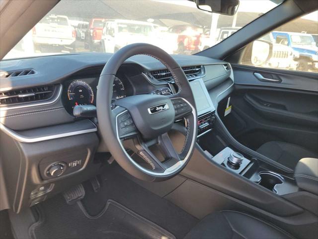 2025 Jeep Grand Cherokee GRAND CHEROKEE L ALTITUDE X 4X2