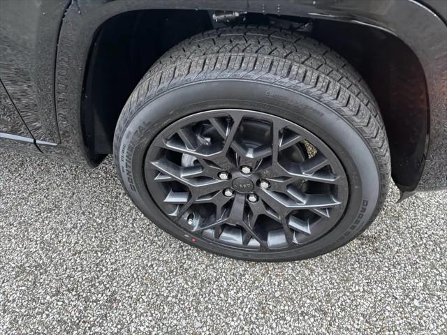 2025 Jeep Grand Cherokee GRAND CHEROKEE L SUMMIT 4X4