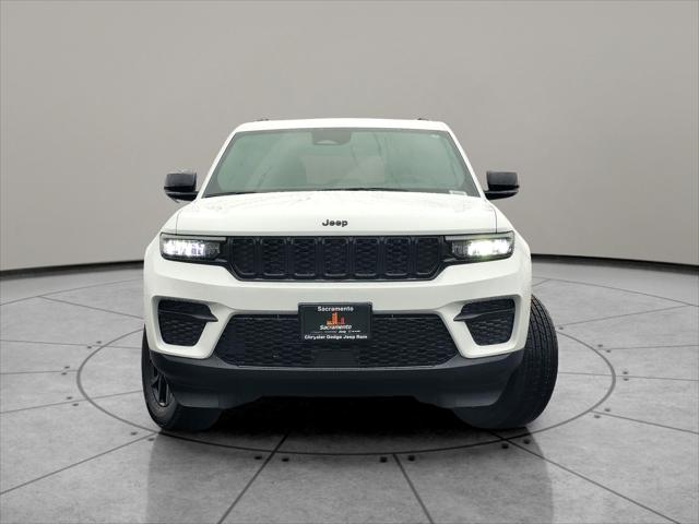 2025 Jeep Grand Cherokee GRAND CHEROKEE ALTITUDE 4X4 2025 Jeep Grand Cherokee GRAND CHEROKEE ALTITUDE 4X4