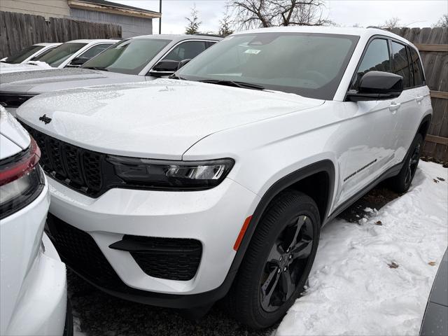 2025 Jeep Grand Cherokee GRAND CHEROKEE ALTITUDE X 4X4