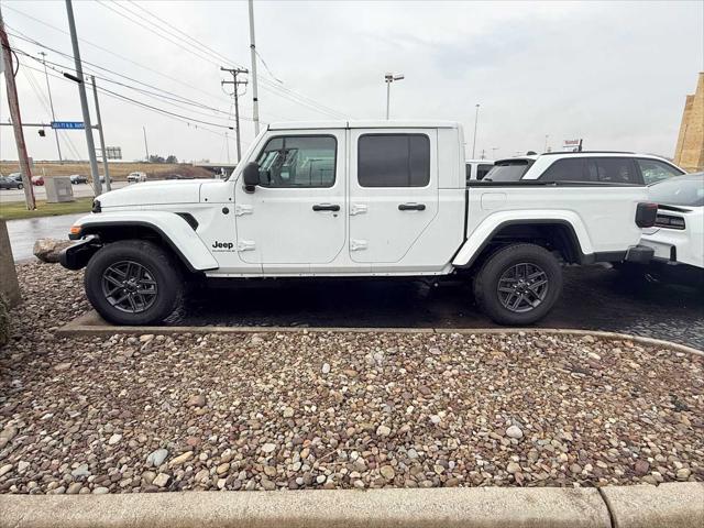 2026 Jeep Gladiator GLADIATOR SPORT S 4X4