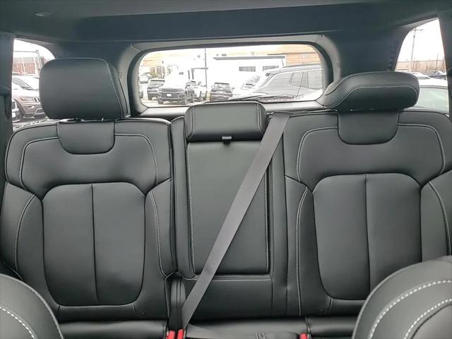 2025 Jeep Grand Cherokee Limited 4x4