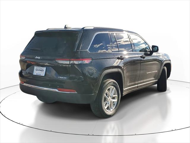 2025 Jeep Grand Cherokee GRAND CHEROKEE LAREDO X 4X4