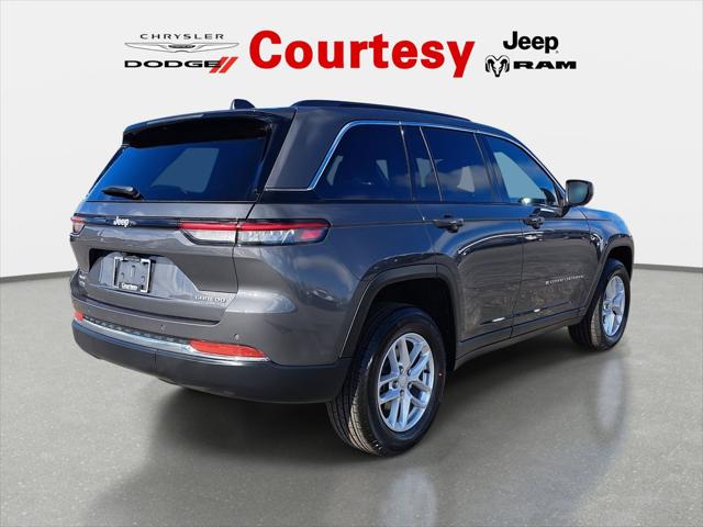 2025 Jeep Grand Cherokee GRAND CHEROKEE LAREDO X 4X4