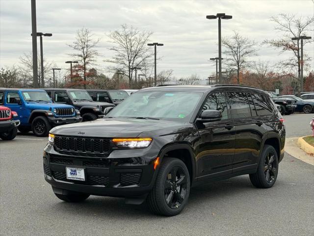 2025 Jeep Grand Cherokee GRAND CHEROKEE L ALTITUDE 4X4
