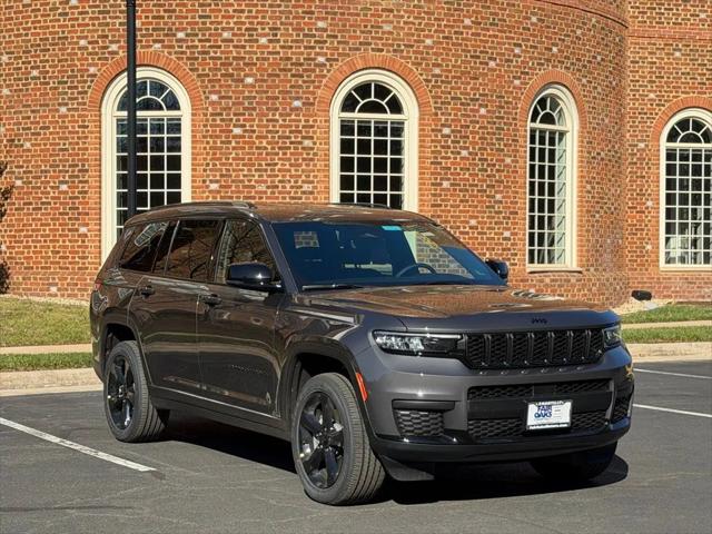 2025 Jeep Grand Cherokee GRAND CHEROKEE L ALTITUDE 4X4