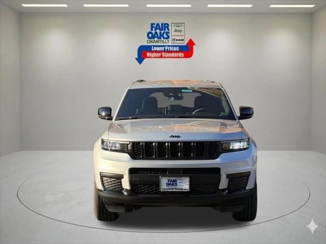 2025 Jeep Grand Cherokee GRAND CHEROKEE L ALTITUDE 4X4