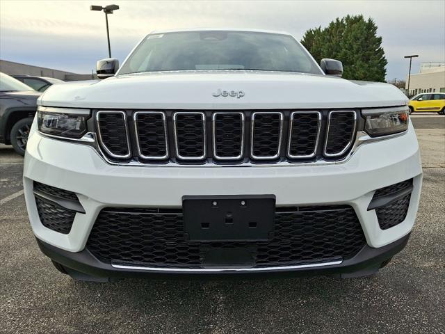 2025 Jeep Grand Cherokee GRAND CHEROKEE LAREDO X 4X4