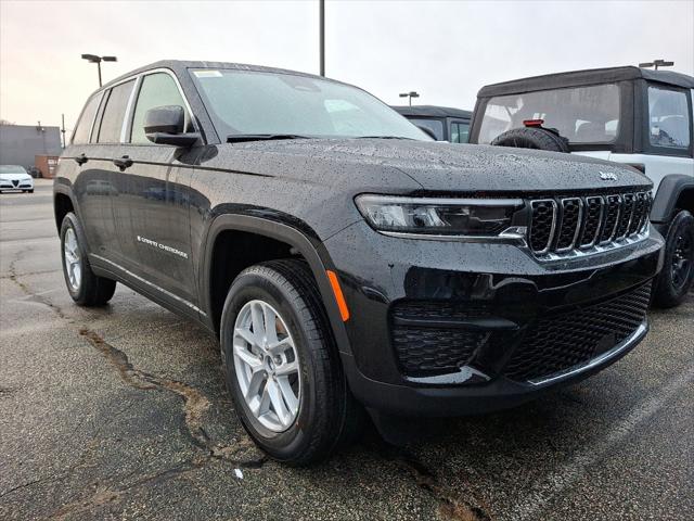2025 Jeep Grand Cherokee GRAND CHEROKEE LAREDO X 4X4 2025 Jeep Grand Cherokee GRAND CHEROKEE LAREDO X 4X4