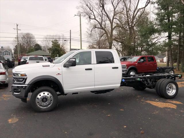 2026 RAM Ram 4500 Chassis Cab RAM 4500 TRADESMAN CHASSIS CREW CAB 4X4 84 CA
